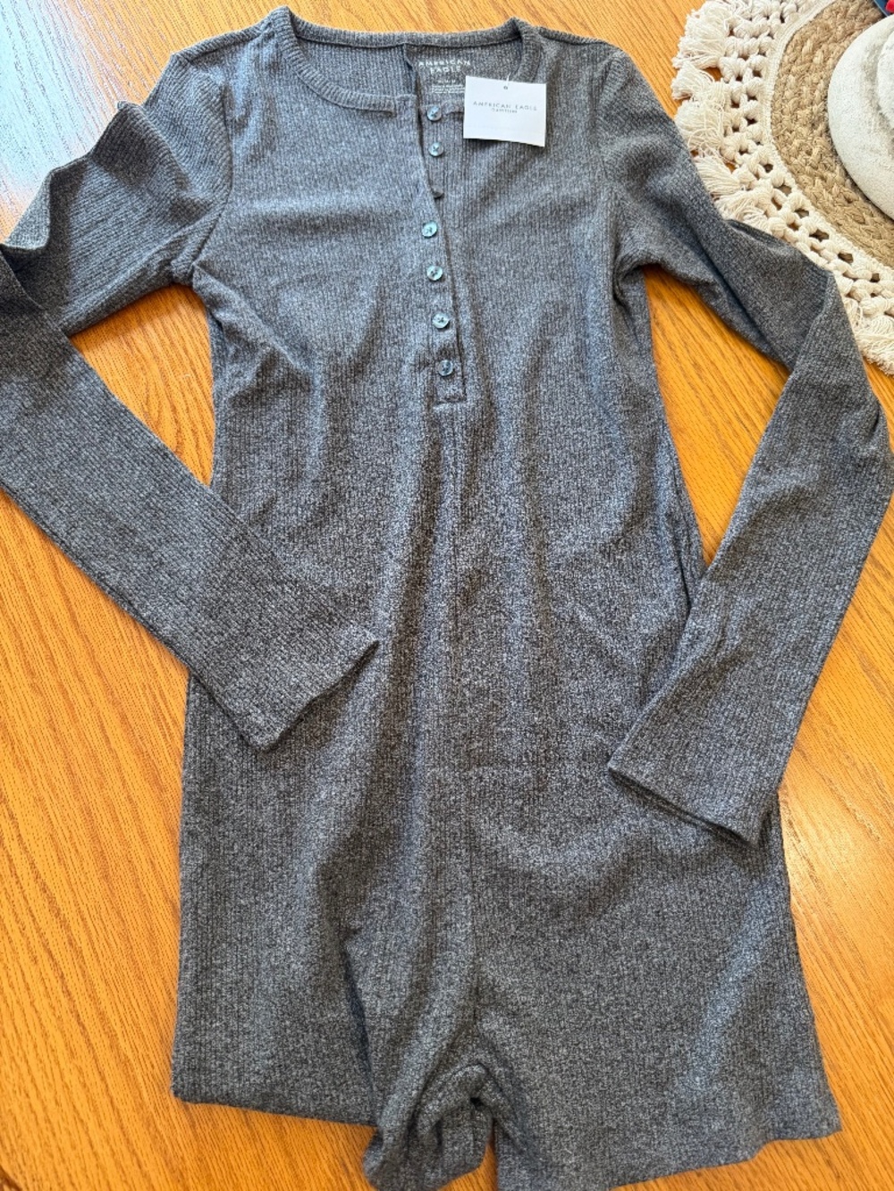 New With Tags American Eagle Pajama Romper size Medium